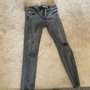 To low rise for my liking. Color:black condition:great size:00